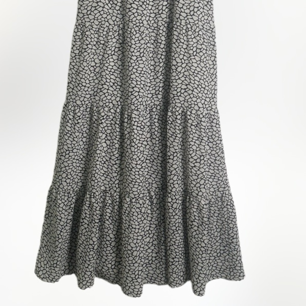 Michael kors black and white tiered maxi dress size medium - Picture 13 of 13